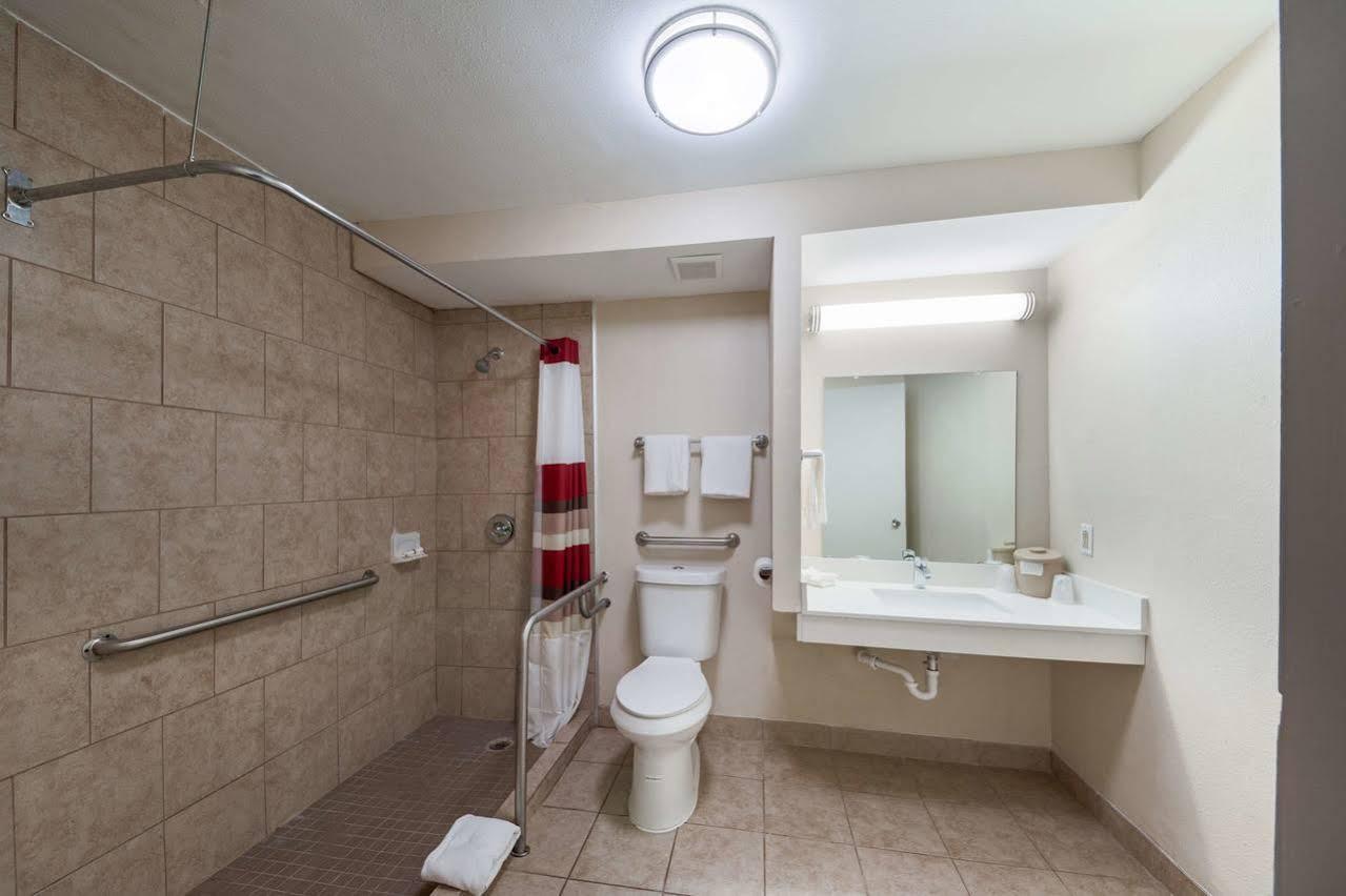 Motel 6 San Antonio Tx I 35 North Corridor Екстер'єр фото